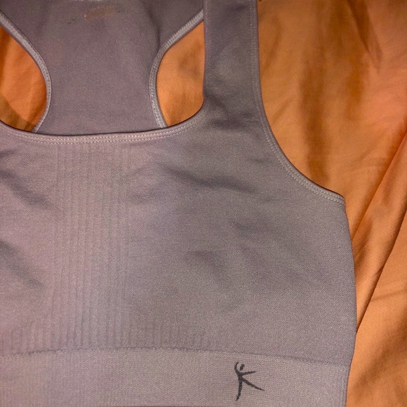 Sports bra - Picture 2 of 3